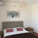 Casa Miraflores Apartahotel 4*