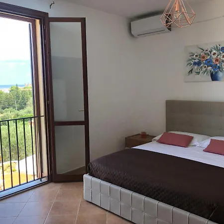 Casa Miraflores 4* Cefalù