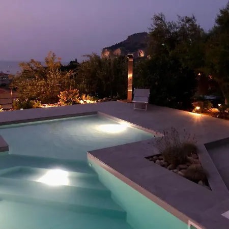 Casa Miraflores Lägenhetshotell Cefalù