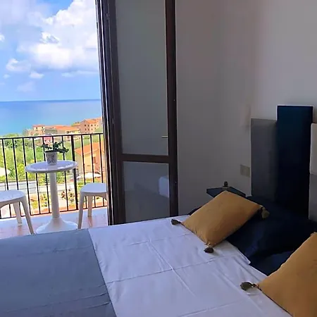 Casa Miraflores Aparthotel 4*