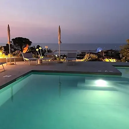 Casa Miraflores Aparthotel Cefalù