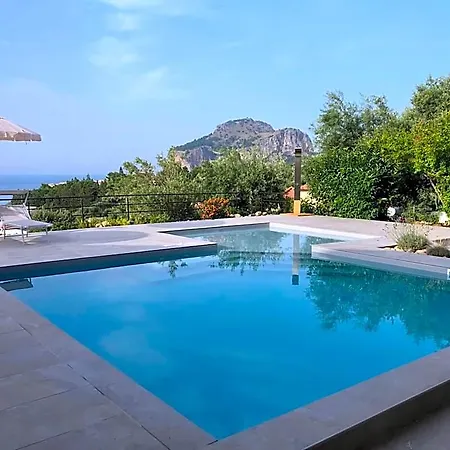 Casa Miraflores 4*