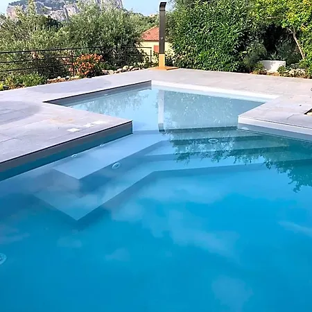 Casa Miraflores Aparthotel 4*